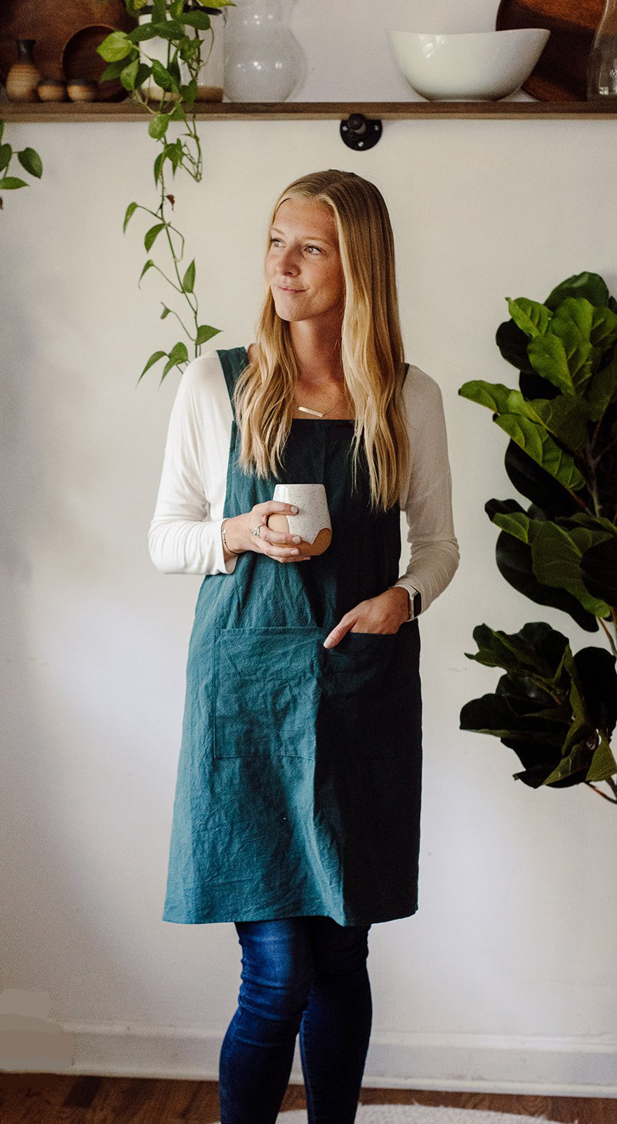 Cross-back Apron
